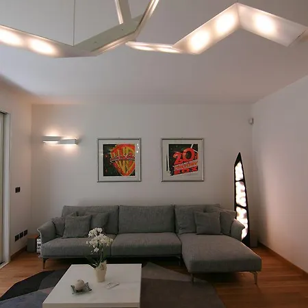 Experience Design Bed&show Bed & Breakfast 4*