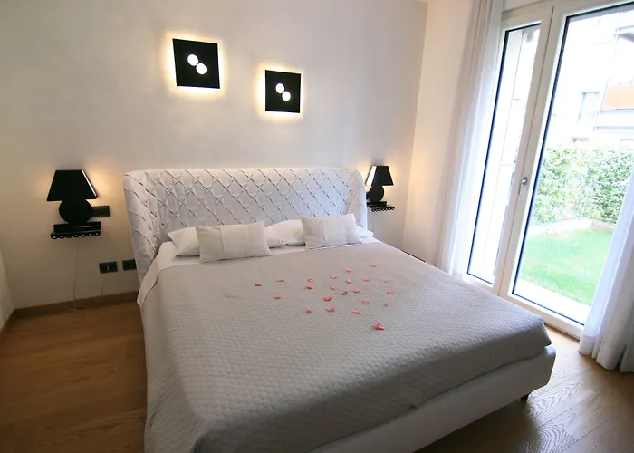 Experience Design Bed&show 4* ميلان