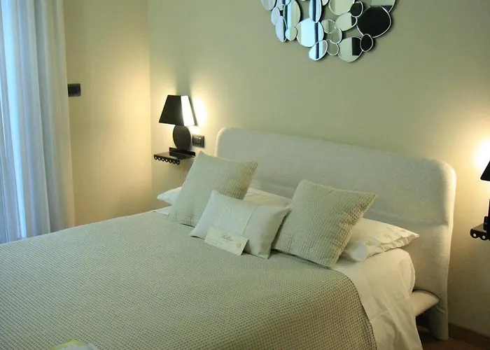 Bed and Breakfast Experience Design Bed&show 4*