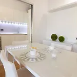 Experience Design Bed&show Bed & Breakfast 4*
