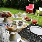 Experience Design Bed&show Bed & Breakfast