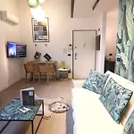 Bed & Breakfast Experience Design Bed&show